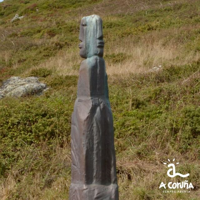 Ménhir Pentacefálico